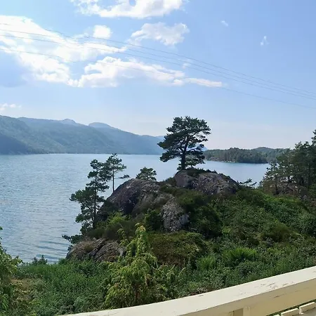 Fjordferie Vindafjorden Летний дом Ropeid